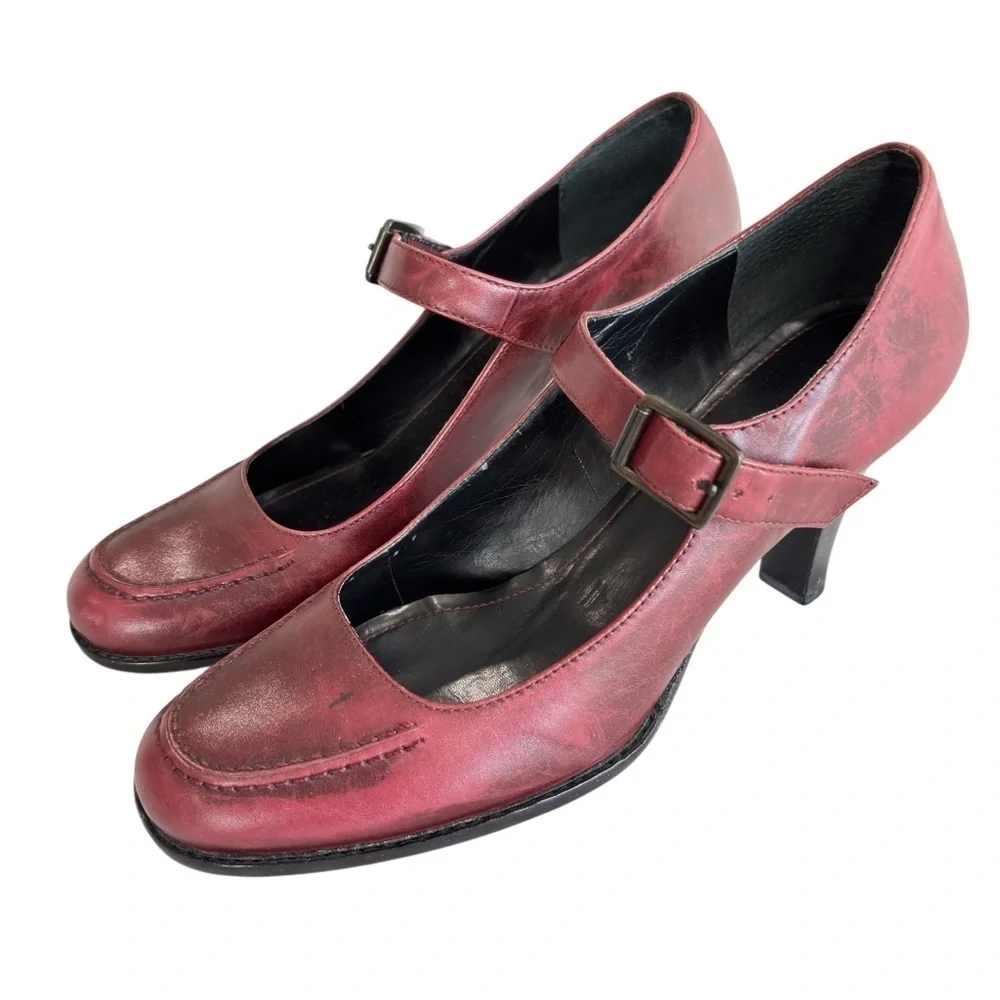 GIANNI BINI Burgundy Wine Leather Mary Jane Heels Pumps Womens Shoe Size 7.5 M